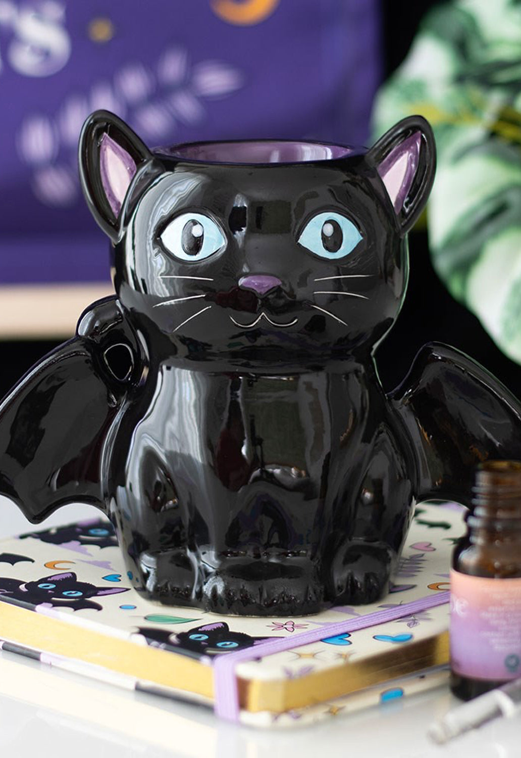 Cute & Creepy Bat Cat Oil Burner & Wax Warmer