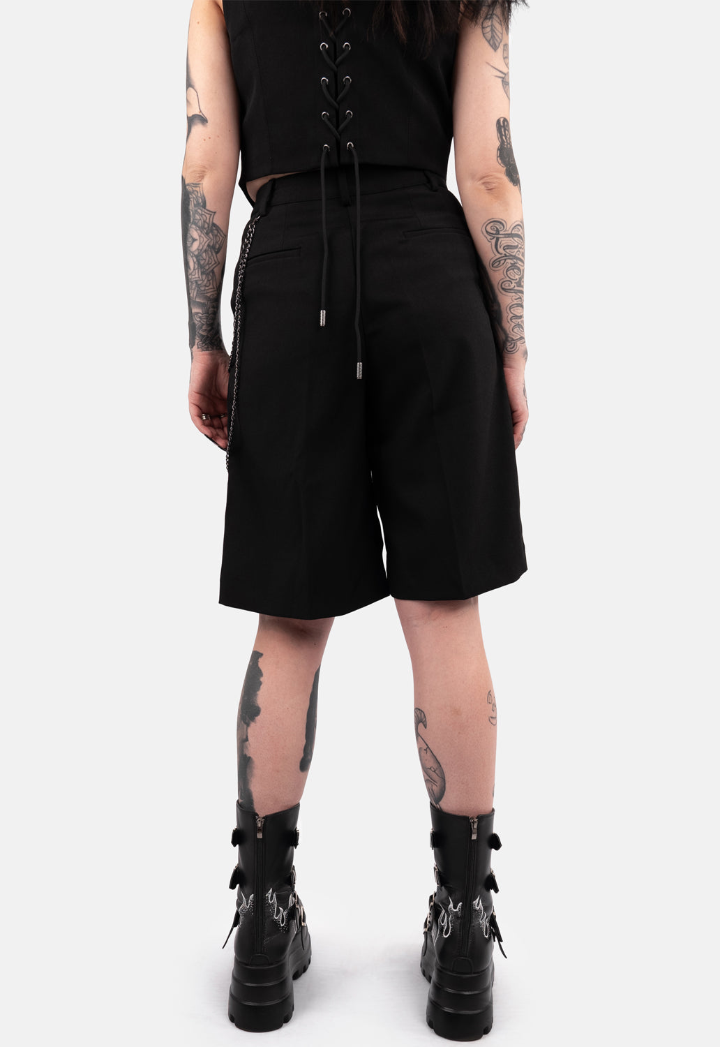 Neve Wide Leg Pleated Shorts