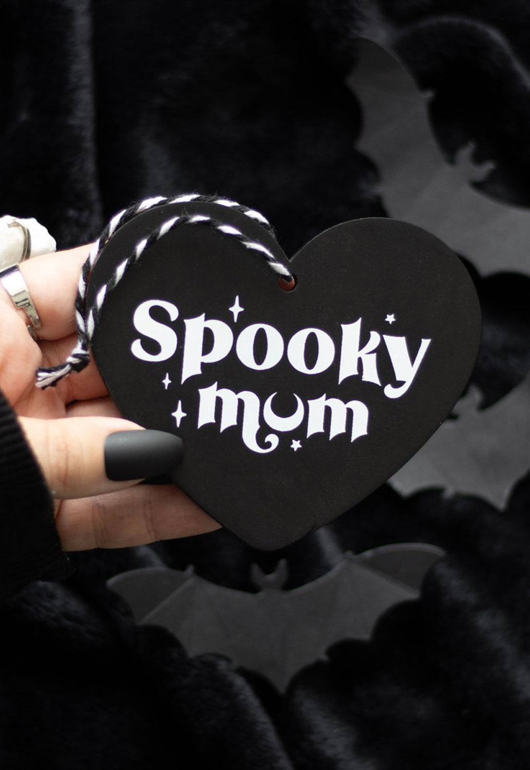 Spooky Mum Hanging Sign