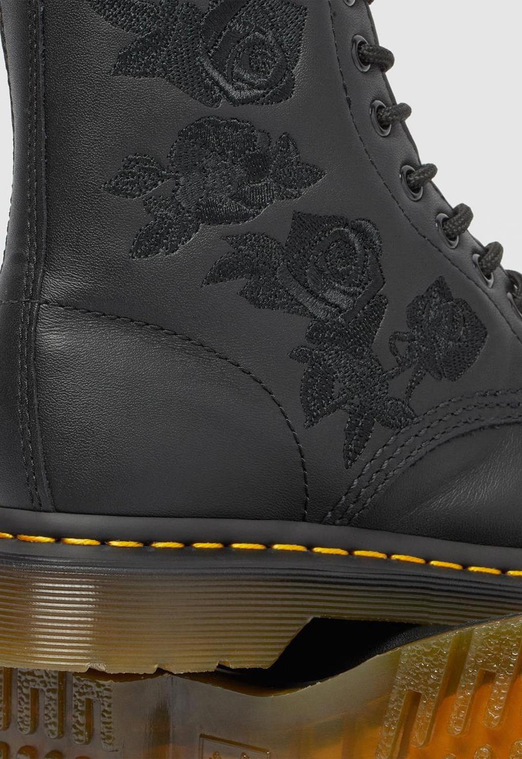 1460 Vonda Mono Leather Boots