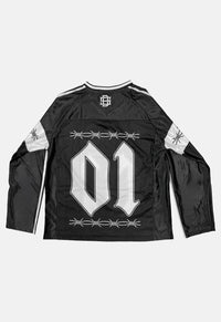 Barbed Long Sleeved Jersey