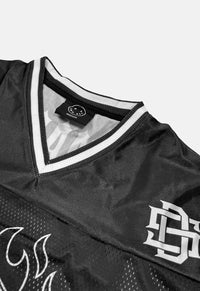 Occult Crop Jersey
