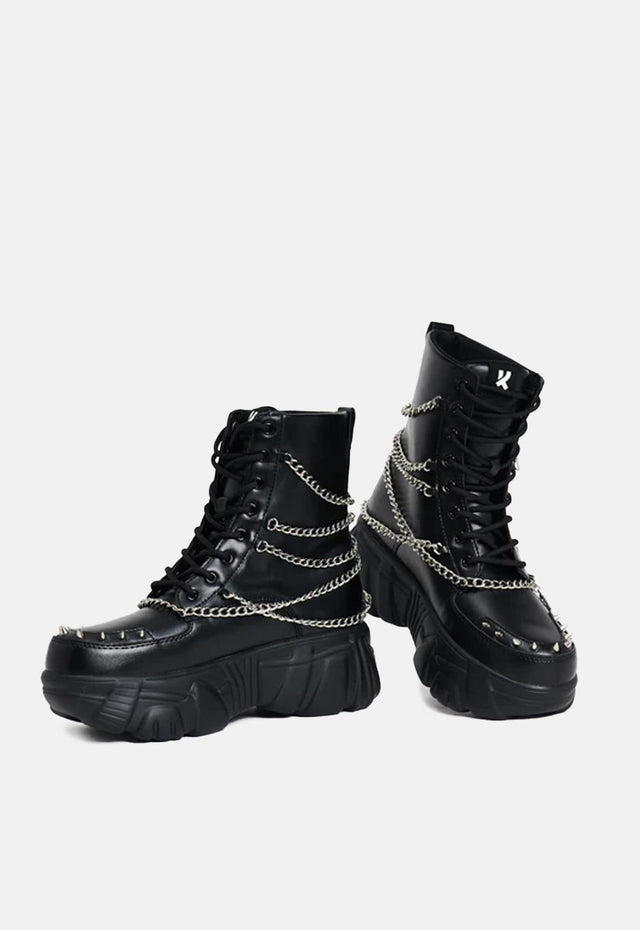 Boned Catch Black Mystic Charm Boots