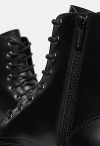 Jadon Smooth Leather Platform Boots